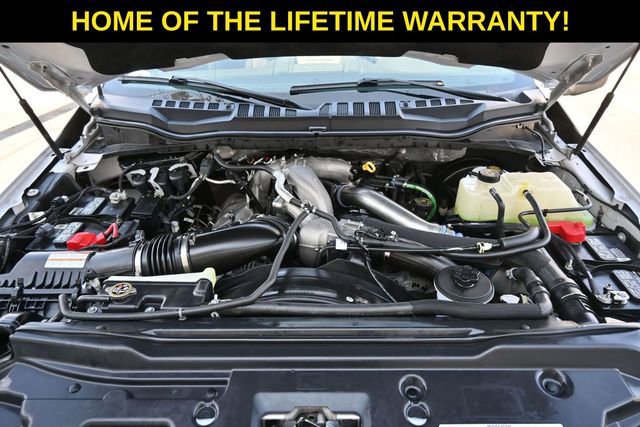 Used 2022 Ford F350 Platinum w/ FX4 Off-Road Package AWD/4WD image 98