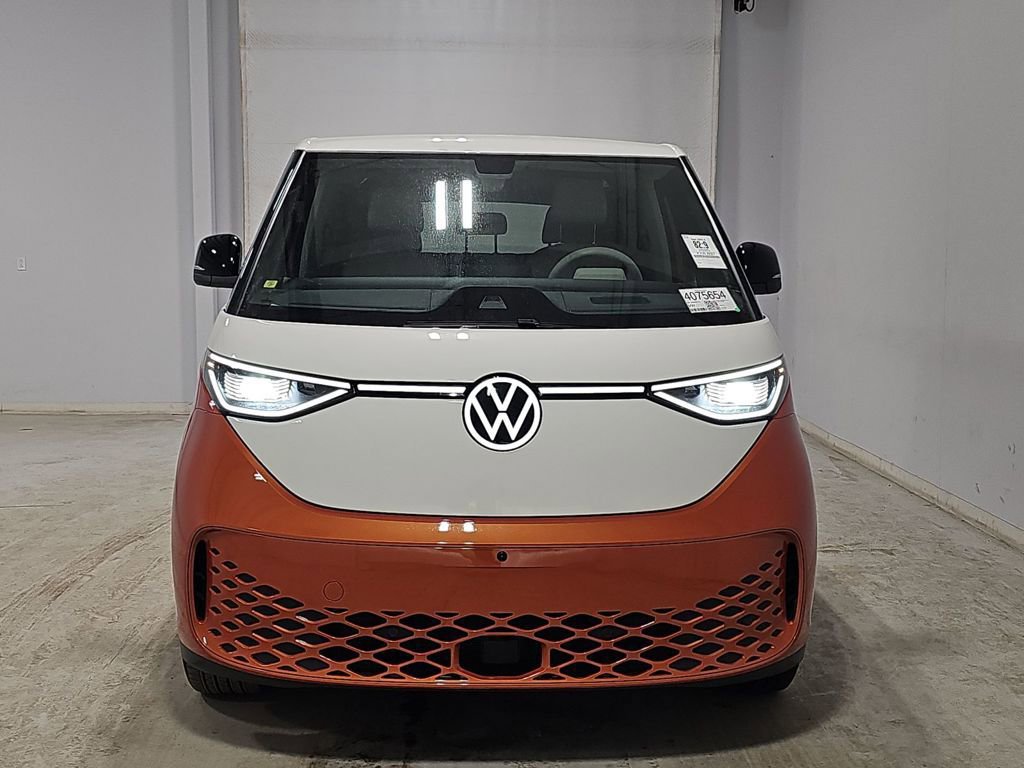 Used 2025 Volkswagen ID. Buzz Pro S Plus image 2