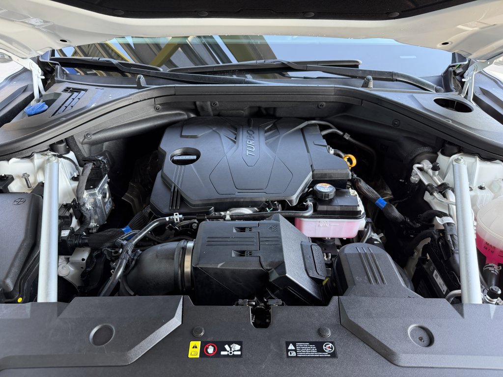 Used 2025 Genesis GV70 2.5T w/ Sport Prestige Package image 44