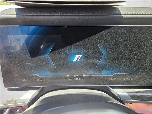 Certified 2024 BMW i7 eDrive50 w/ M Sport Package RWD image 11