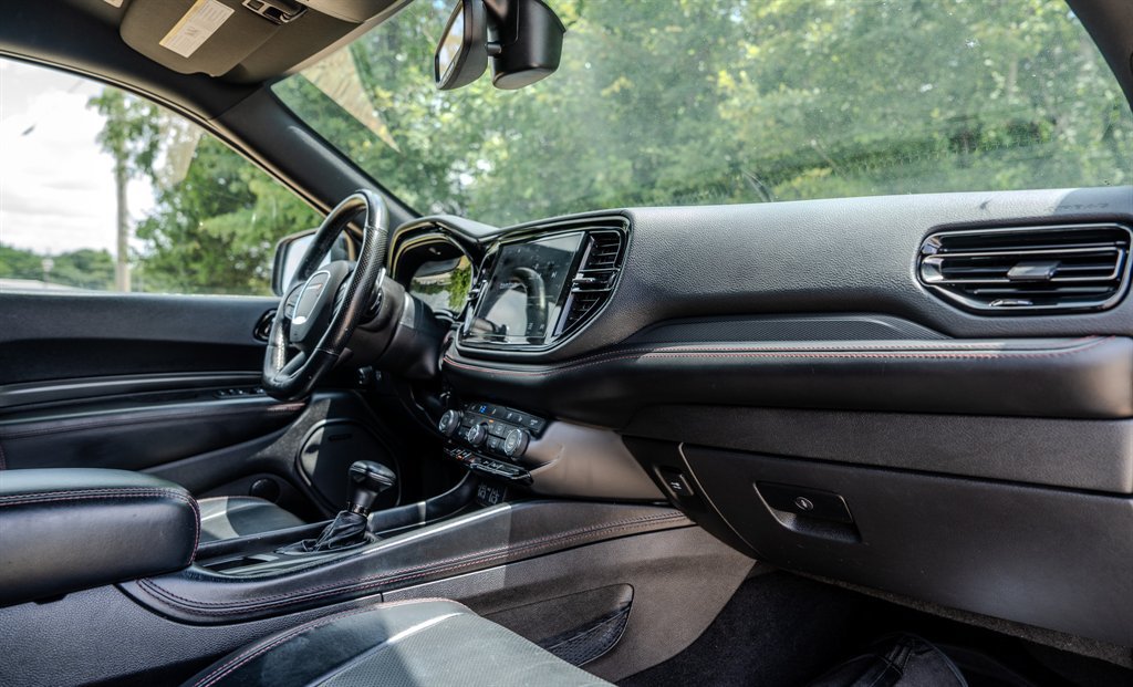 Used 2021 Dodge Durango R/T w/ Blacktop Package RWD image 33