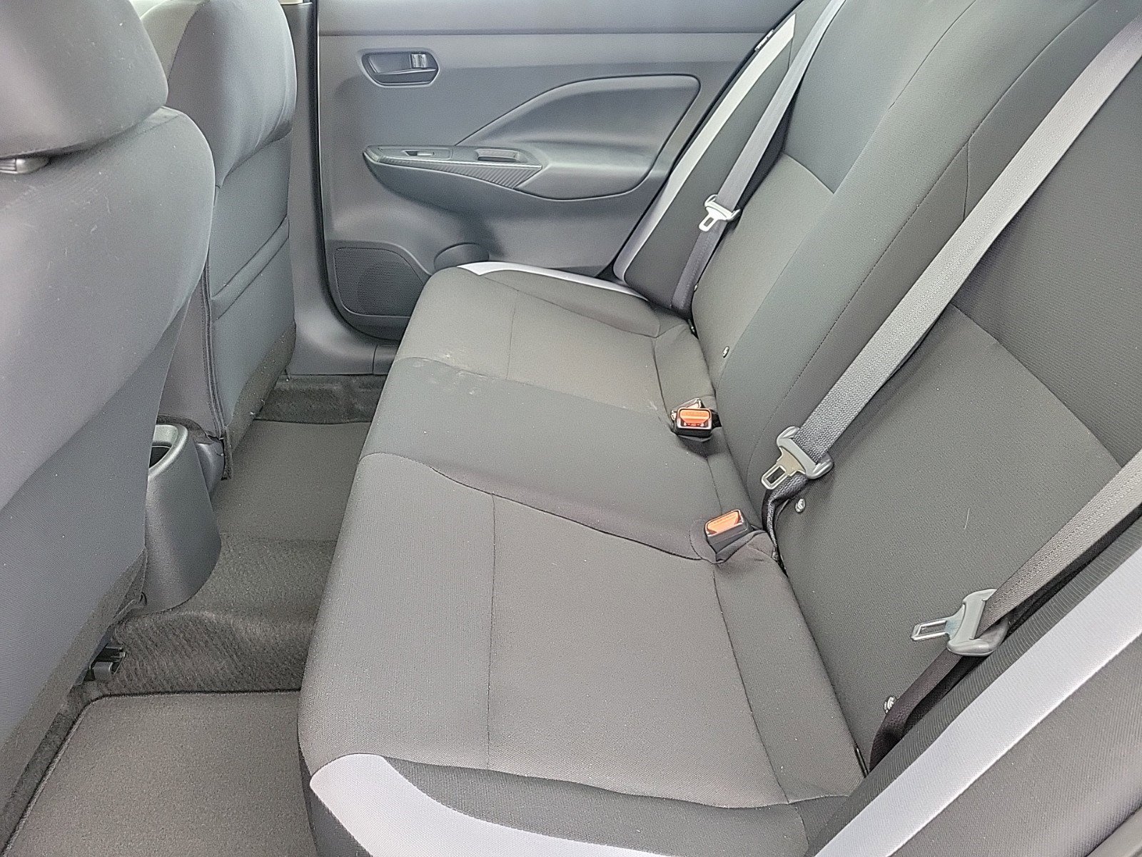 New 2025 Nissan Versa S FWD image 17