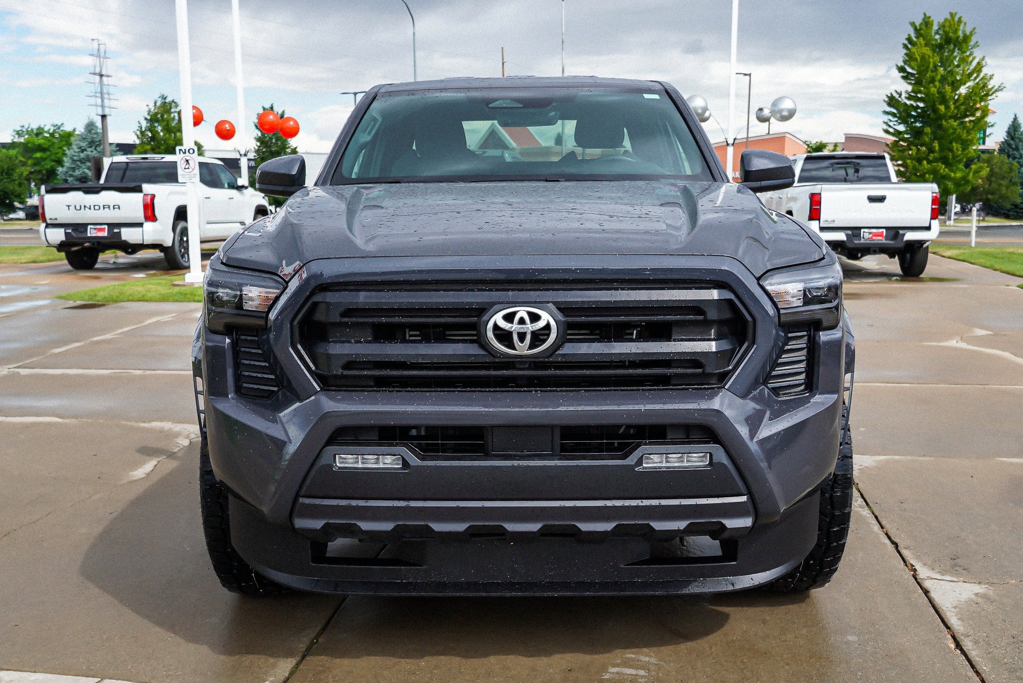 Certified 2025 Toyota Tacoma SR5 AWD/4WD image 3