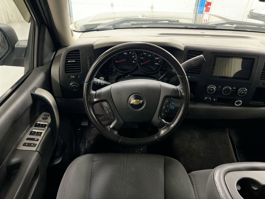 Used 2011 Chevrolet Silverado 1500 LS image 11