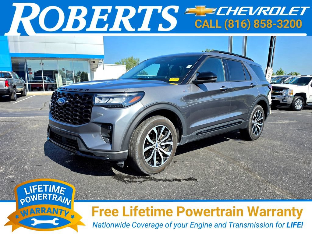 Used 2025 Ford Explorer ST-Line AWD/4WD image 1