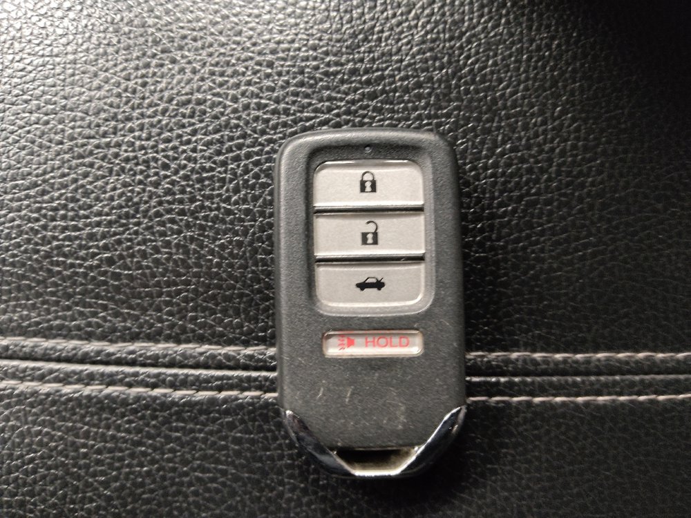 Used 2015 Honda Accord EX-L image 32