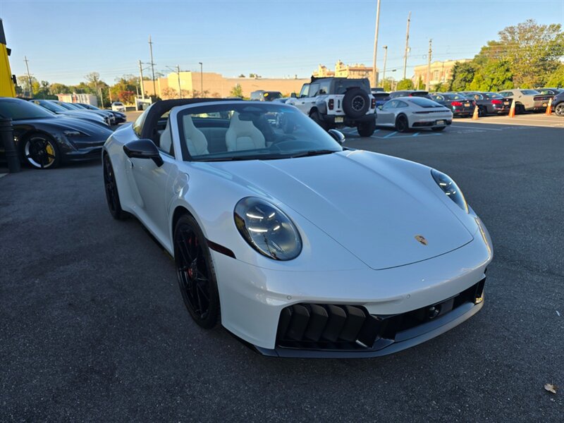 Used 2026 Porsche 911 Targa 4 GTS AWD/4WD image 8