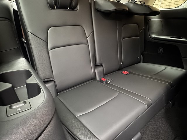 New 2025 Nissan Pathfinder SL AWD/4WD image 12