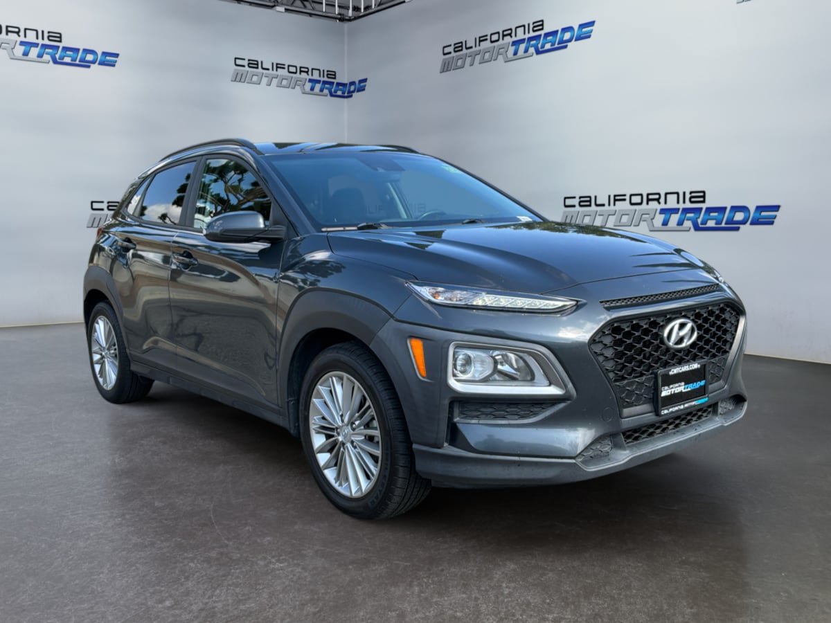 Used 2021 Hyundai Kona SEL w/ Cargo Package FWD image 3