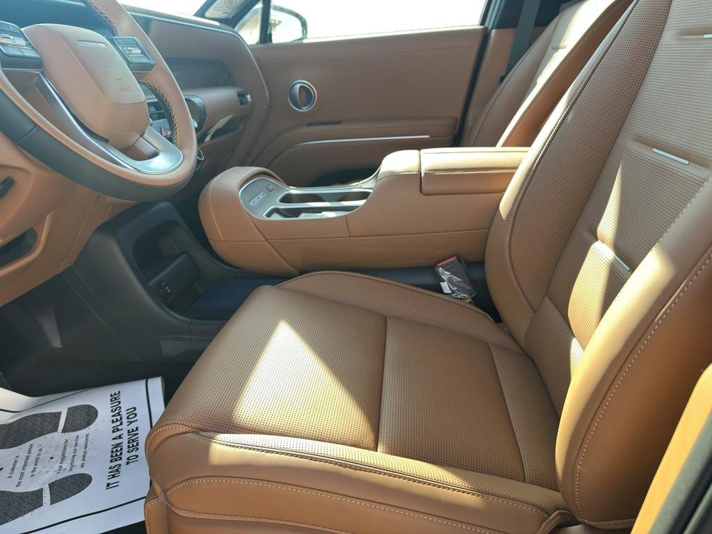 New 2026 Hyundai Palisade Calligraphy image 8