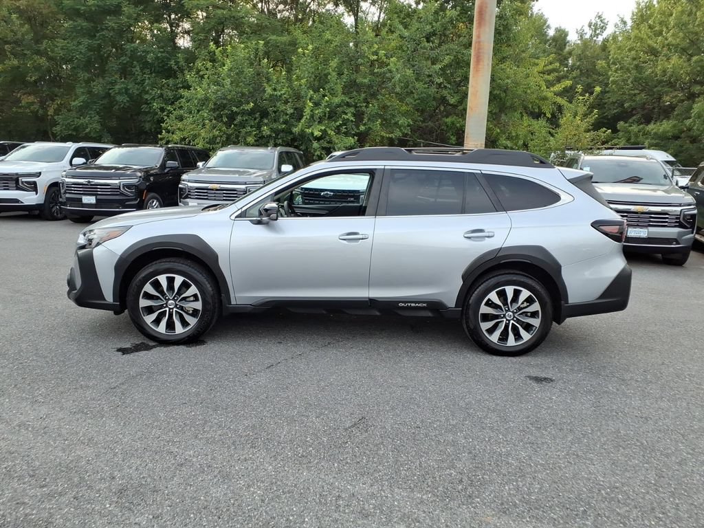 Used 2025 Subaru Outback Limited w/ Popular Package #2 AWD/4WD image 6