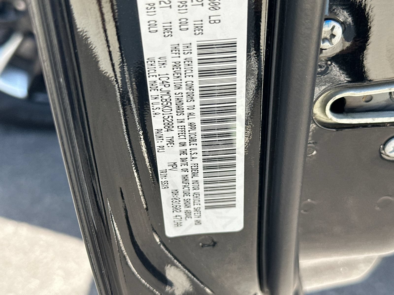 Used 2019 Jeep Cherokee Latitude w/ Popular Appearance Group AWD/4WD image 27