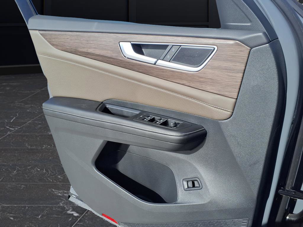 New 2026 Volkswagen Atlas SEL image 25