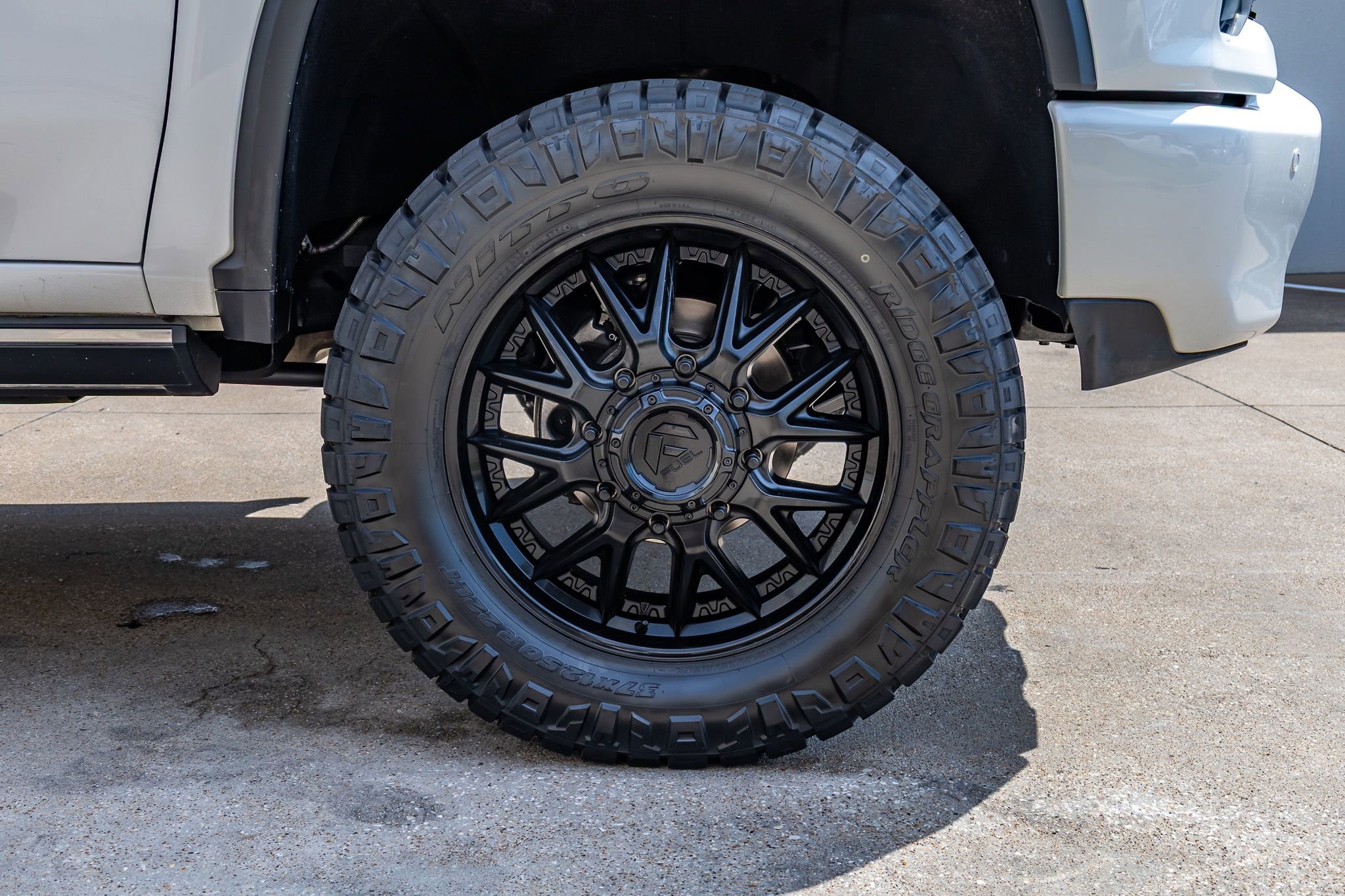 Used 2021 Chevrolet Silverado 3500 High Country AWD/4WD image 12