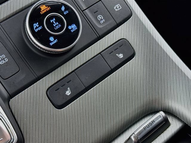 Certified 2025 Hyundai Palisade SEL AWD/4WD image 22