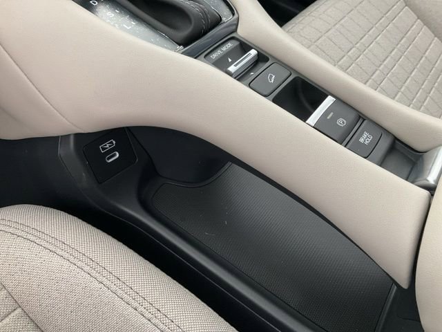 New 2026 Honda HR-V LX image 11