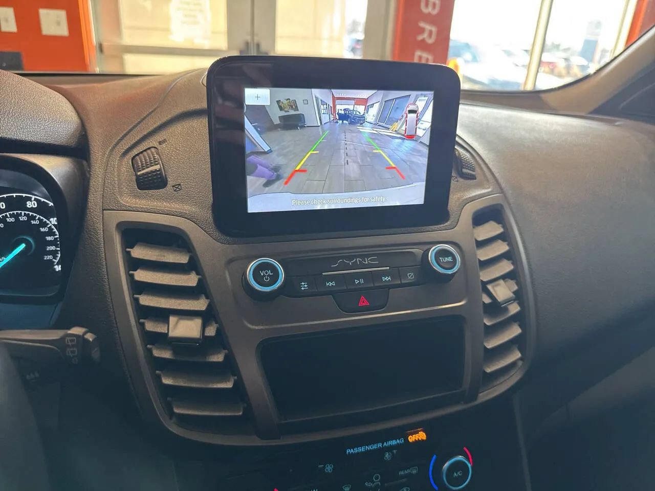 Used 2022 Ford Transit Connect XLT FWD image 21