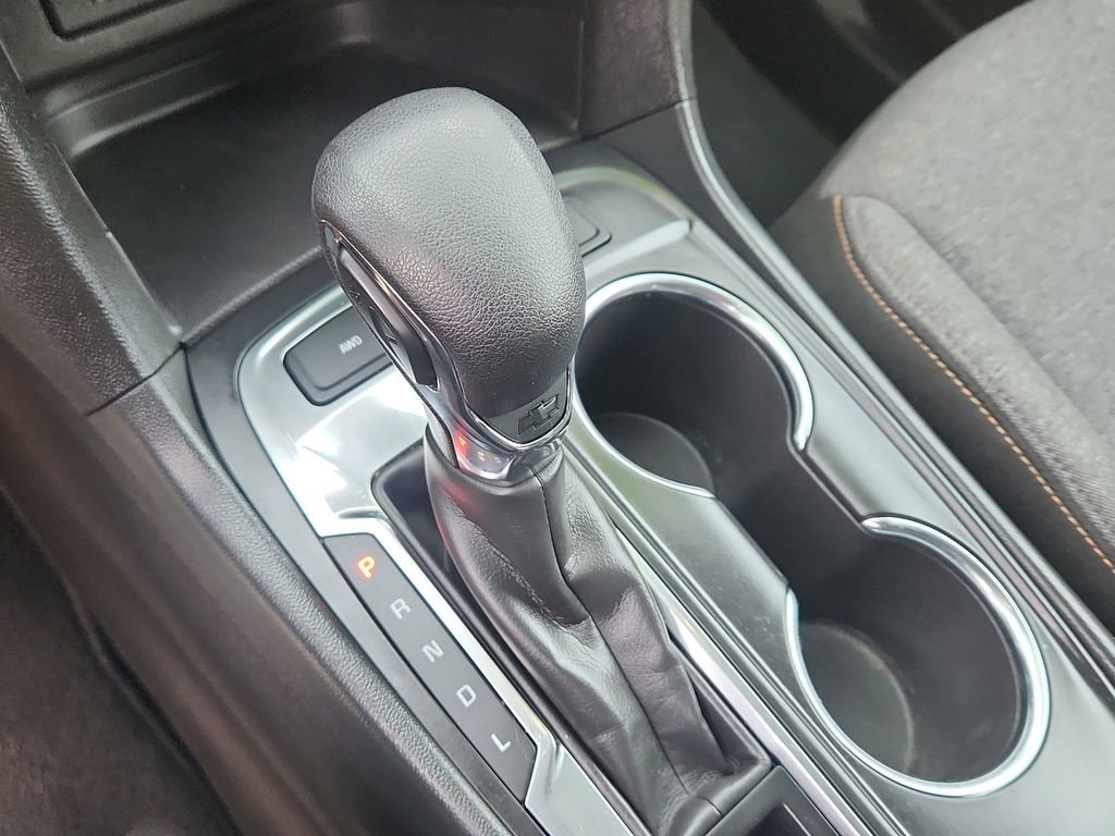 Used 2023 Chevrolet Equinox LT w/ Driver Convenience Package image 24