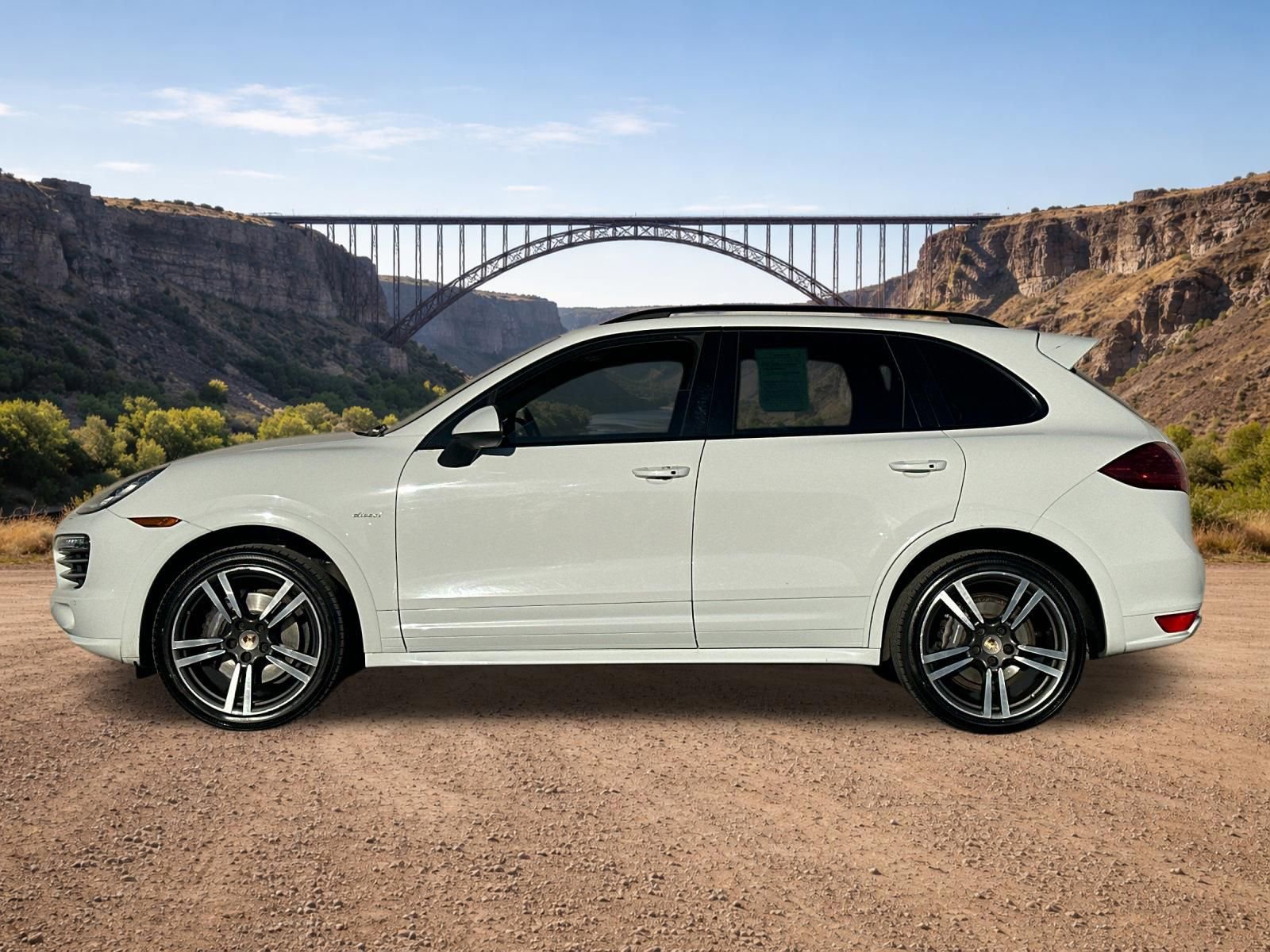 Used 2014 Porsche Cayenne Diesel AWD/4WD image 6