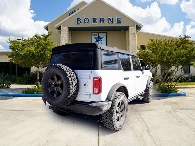 Used 2021 Ford Bronco Black Diamond image 5