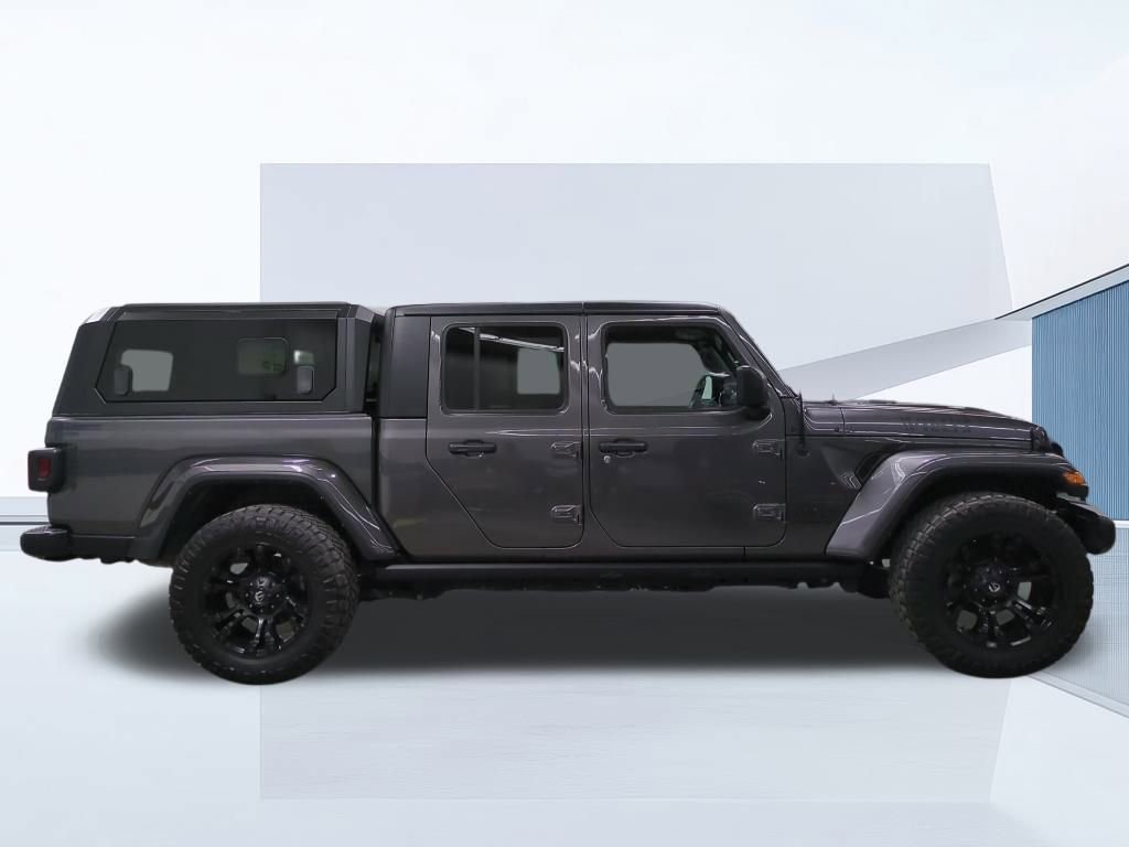 Used 2023 Jeep Gladiator Willys image 2