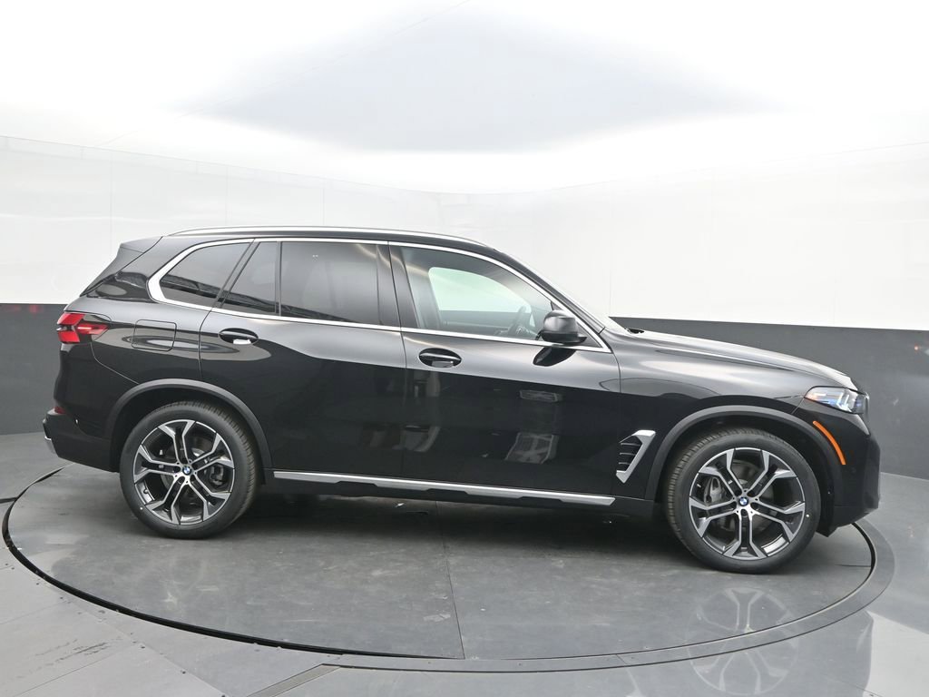 New 2026 BMW X5 xDrive40i AWD/4WD image 8