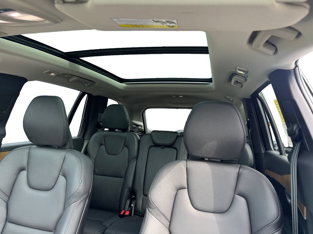Certified 2023 Volvo XC90 B5 Plus w/ Protection Package Premier AWD/4WD image 22