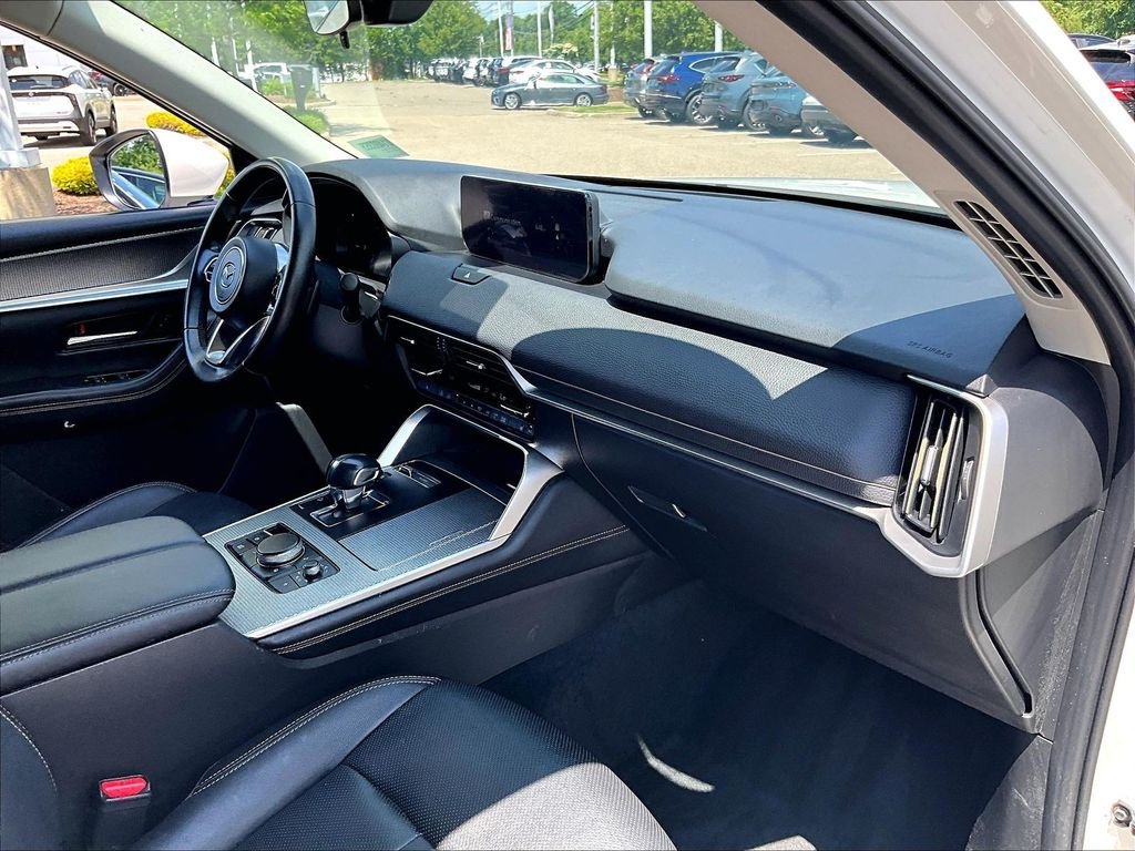 Used 2024 MAZDA CX-90 Plug-In Hybrid w/ Preferred AWD/4WD image 14