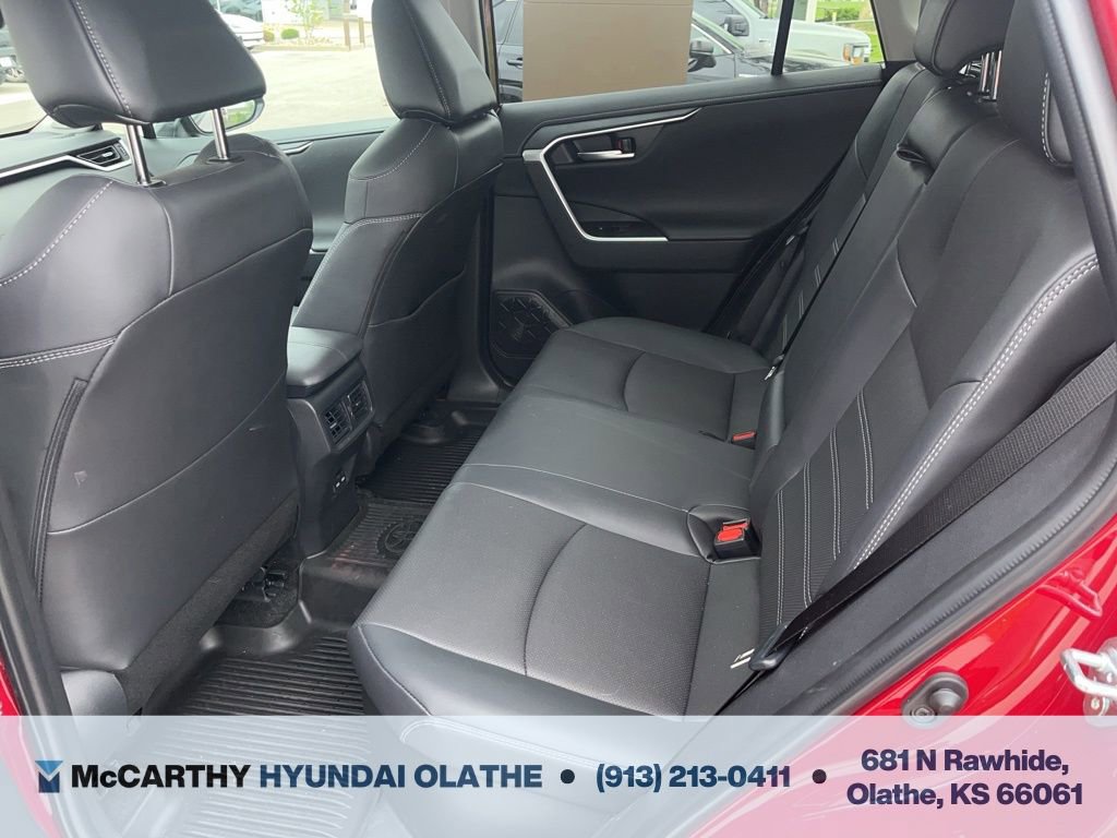 Used 2025 Toyota RAV4 Limited w/ Advanced Technology Package AWD/4WD image 4