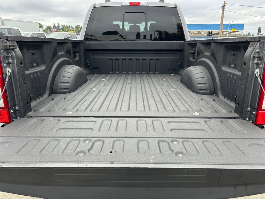 Used 2021 Ford F250 Lariat w/ FX4 Off-Road Package image 25