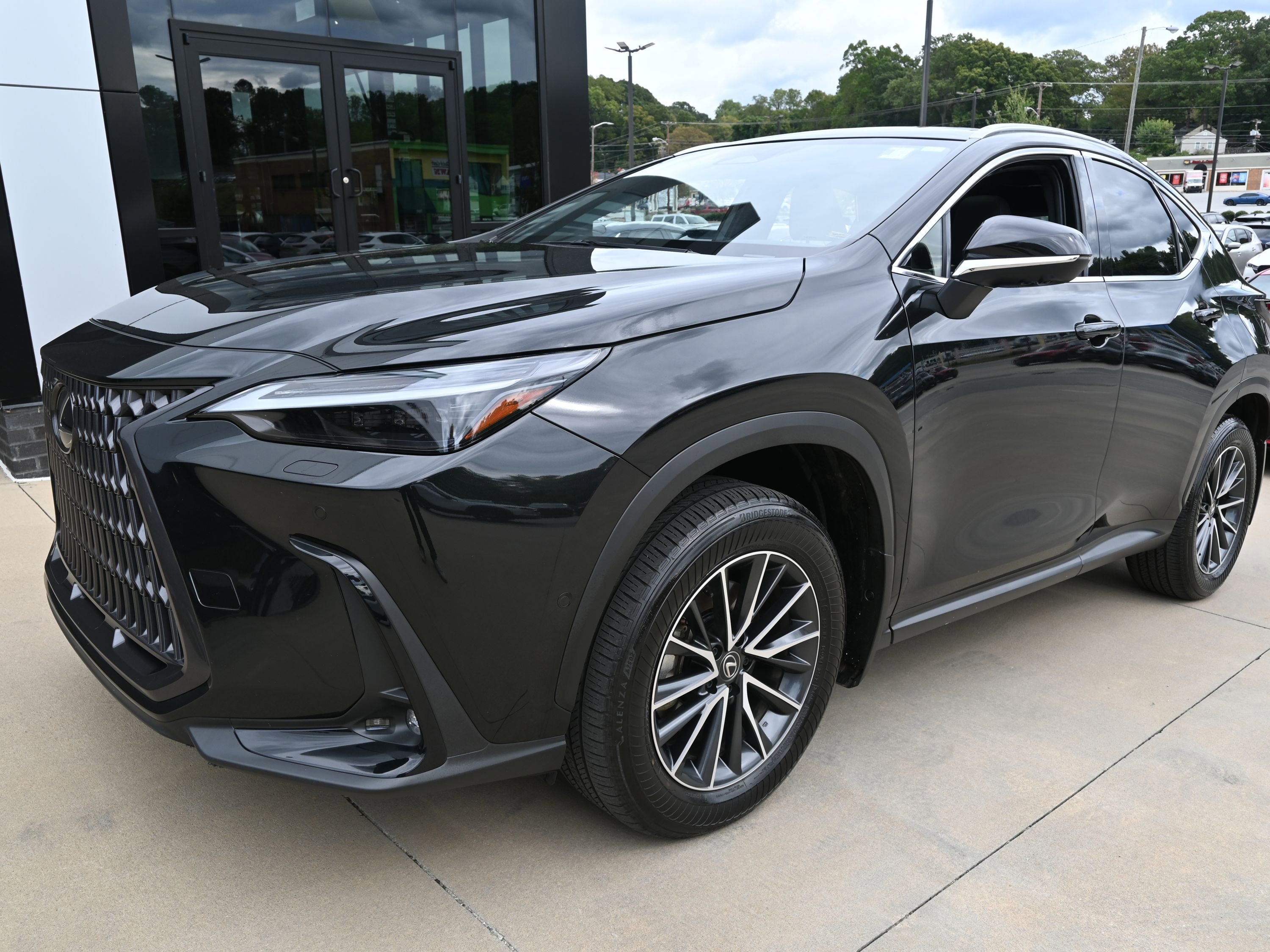 Used 2024 Lexus NX 300h AWD w/ Luxury Package