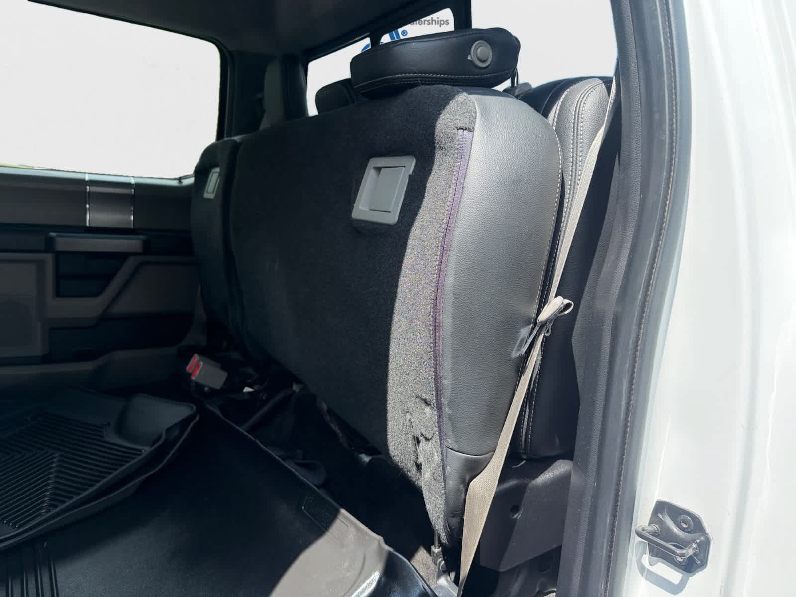 Used 2015 Ford F150 XLT w/ Equipment Group 302A Luxury AWD/4WD image 23