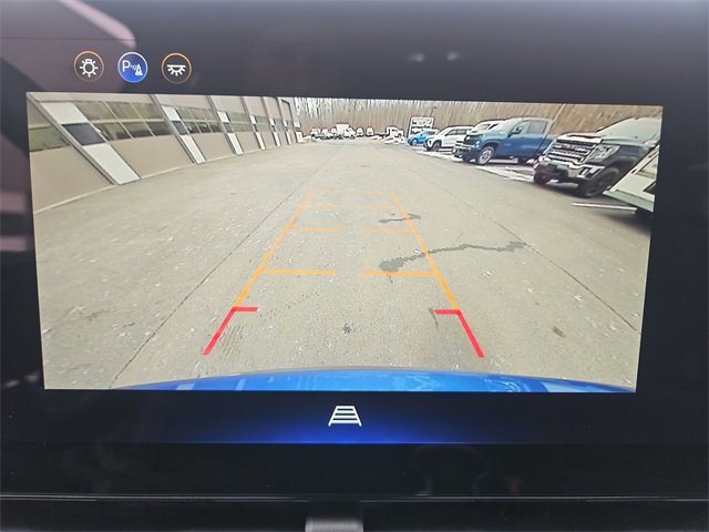 Used 2025 Chevrolet Equinox LT w/ Midnight Edition image 15