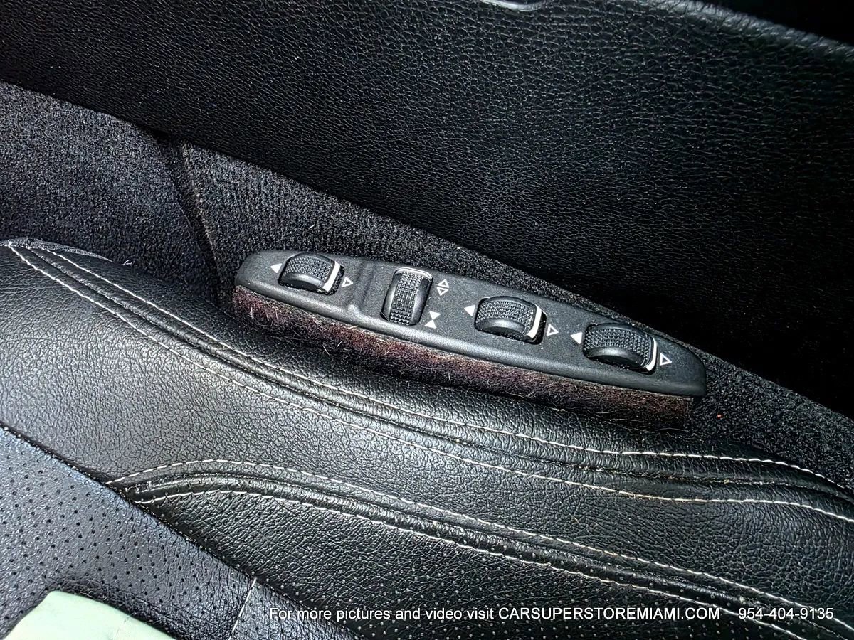 Used 2013 Mercedes-Benz E 550 Cabriolet w/ Premium 2 Pkg image 76