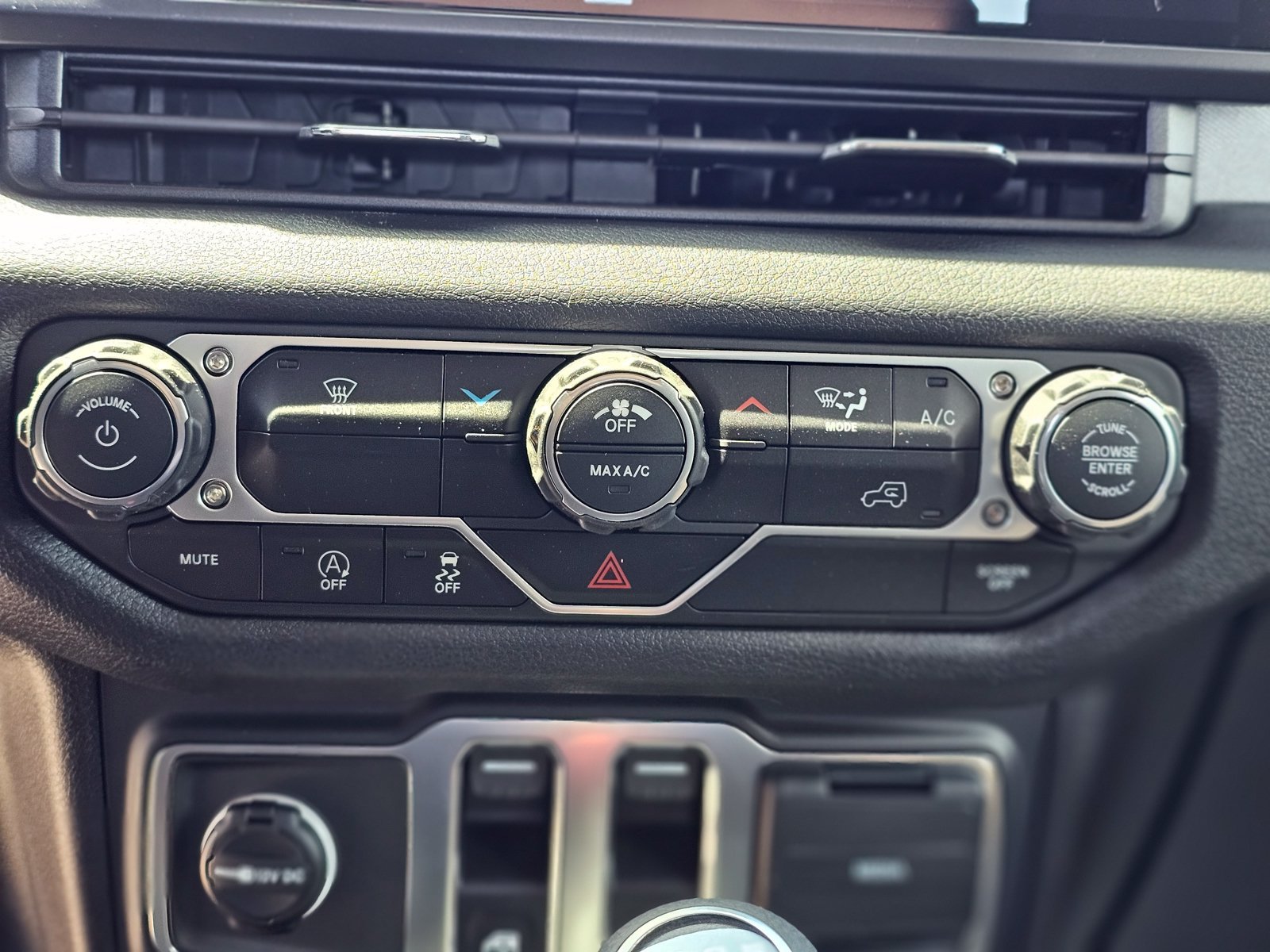 New 2026 Jeep Wrangler Sport AWD/4WD image 13