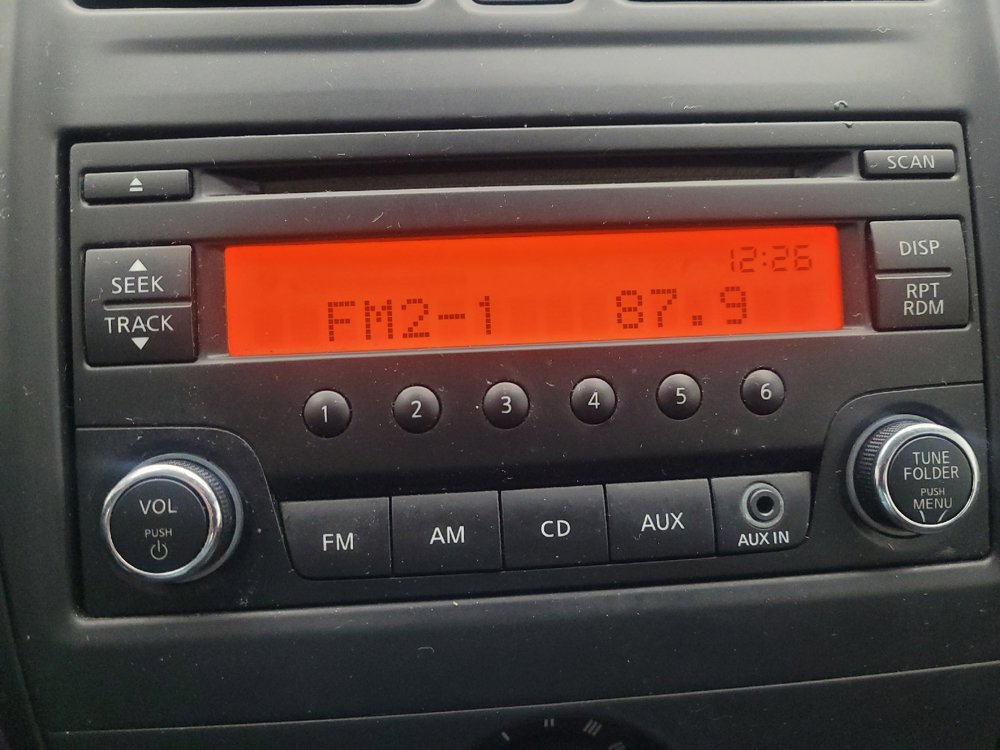 Used 2018 Nissan Versa S Plus image 25