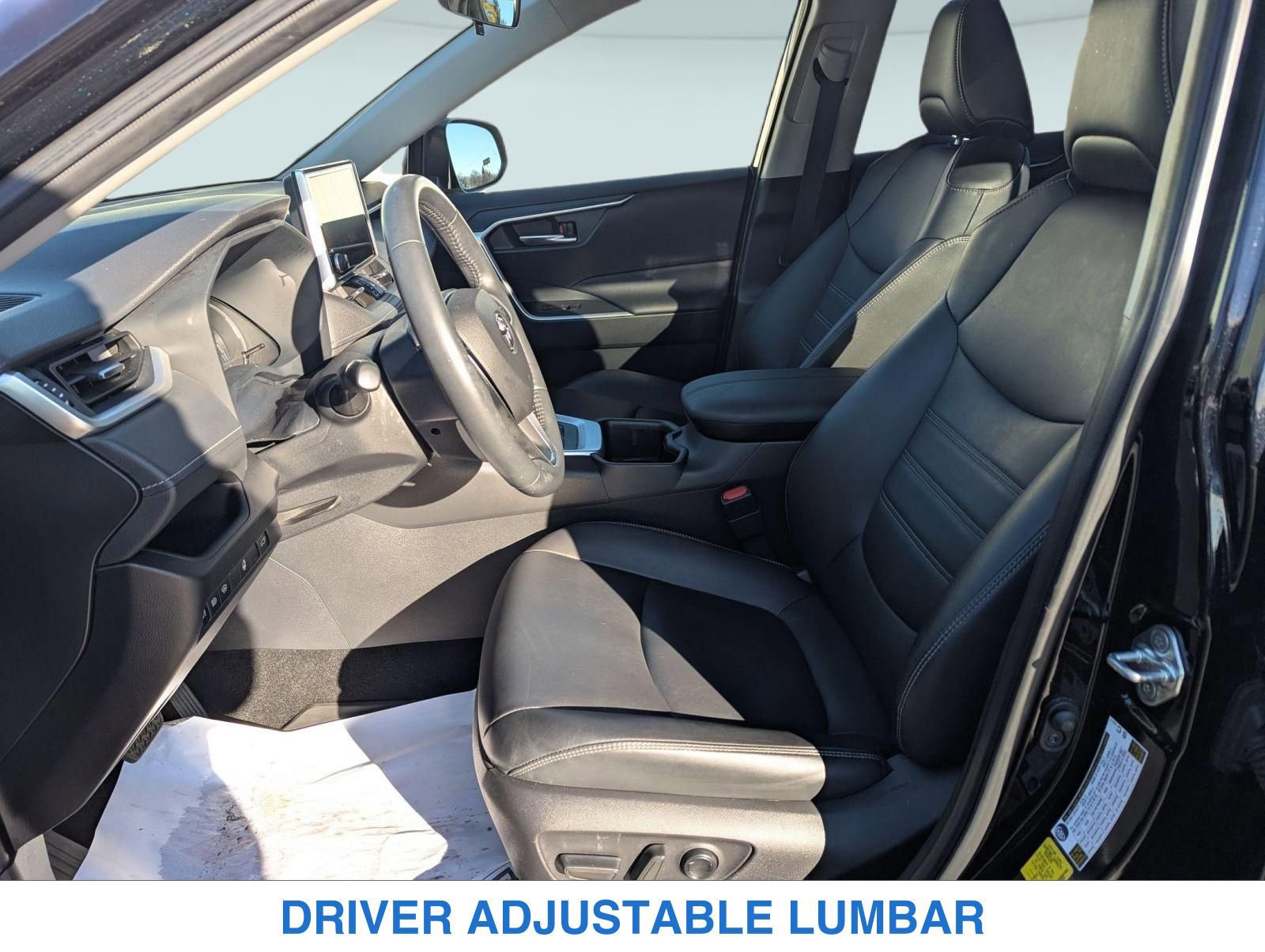 Used 2023 Toyota RAV4 XLE Premium AWD/4WD image 10