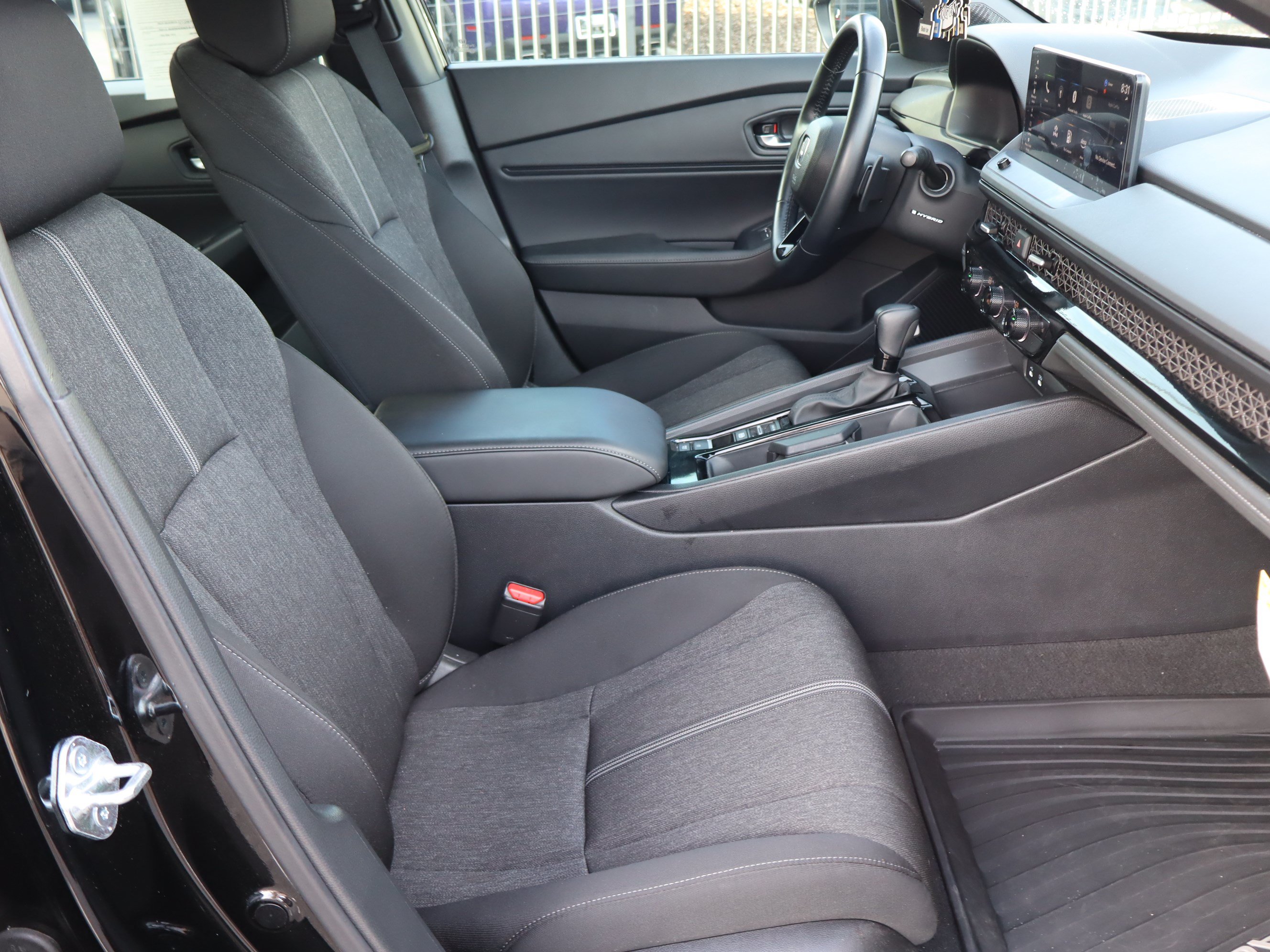 Used 2025 Honda Accord Sport image 35