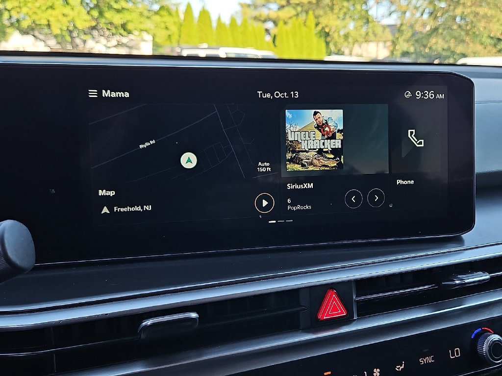 Certified 2024 Kia Sorento S FWD image 19