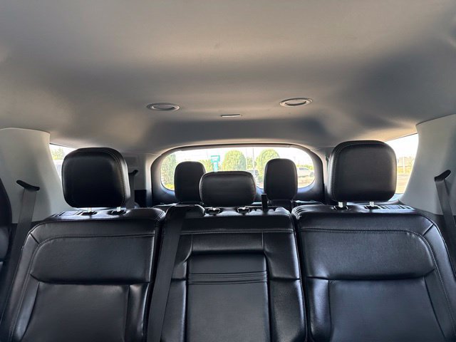 Used 2022 Ford Explorer Limited w/ Equipment Group 301A AWD/4WD image 43