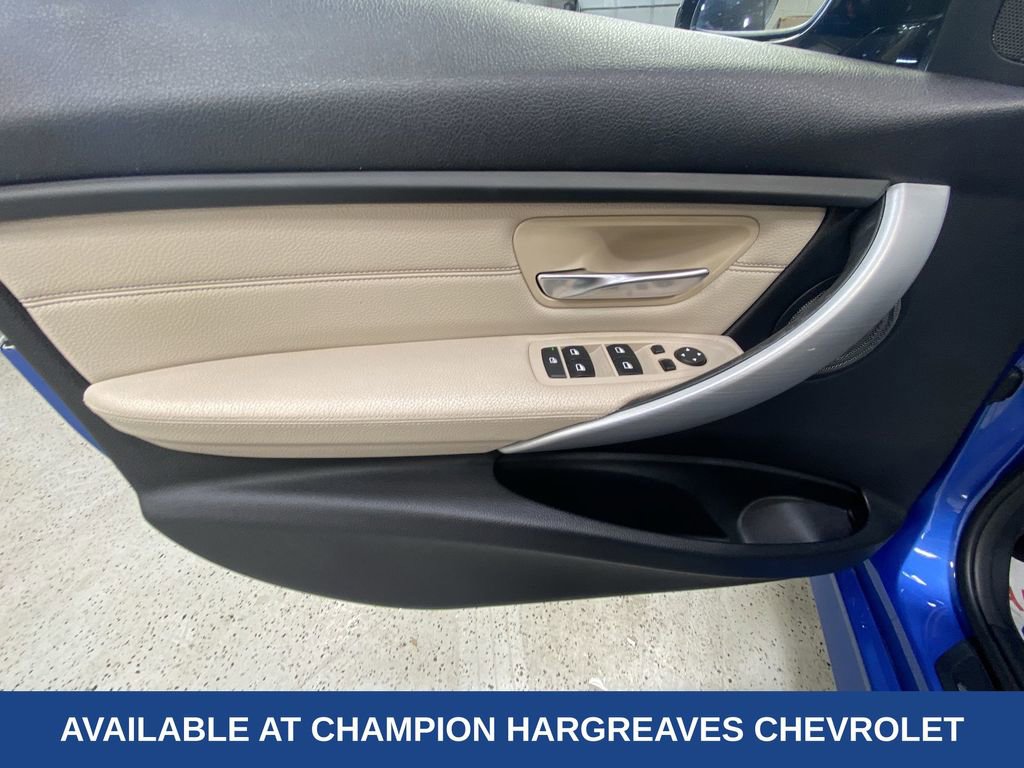 Used 2015 BMW 335i xDrive Sedan AWD/4WD image 30