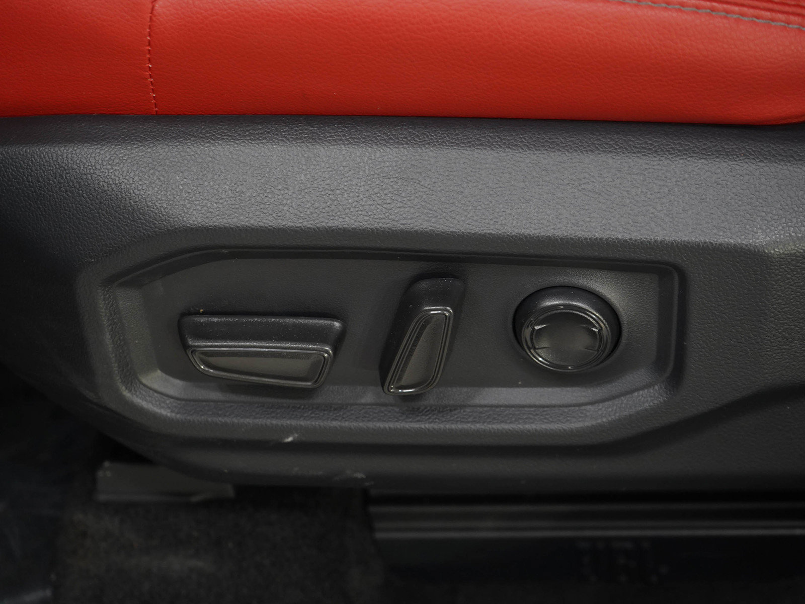 Used 2026 Toyota Sequoia TRD Pro AWD/4WD image 26