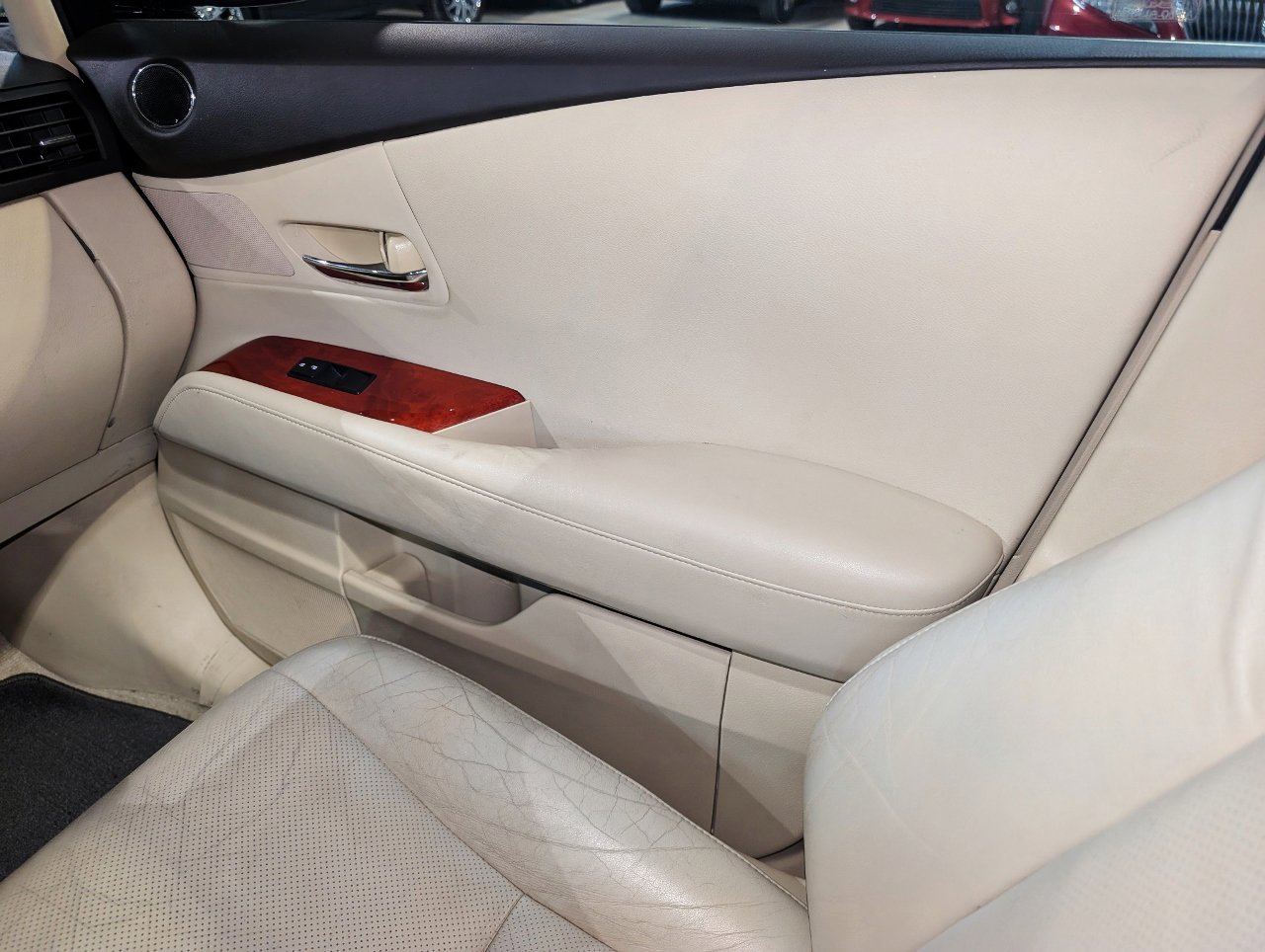 Used 2010 Lexus RX 350 AWD image 38