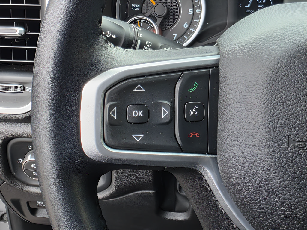 Used 2022 RAM 1500 Big Horn AWD/4WD image 24
