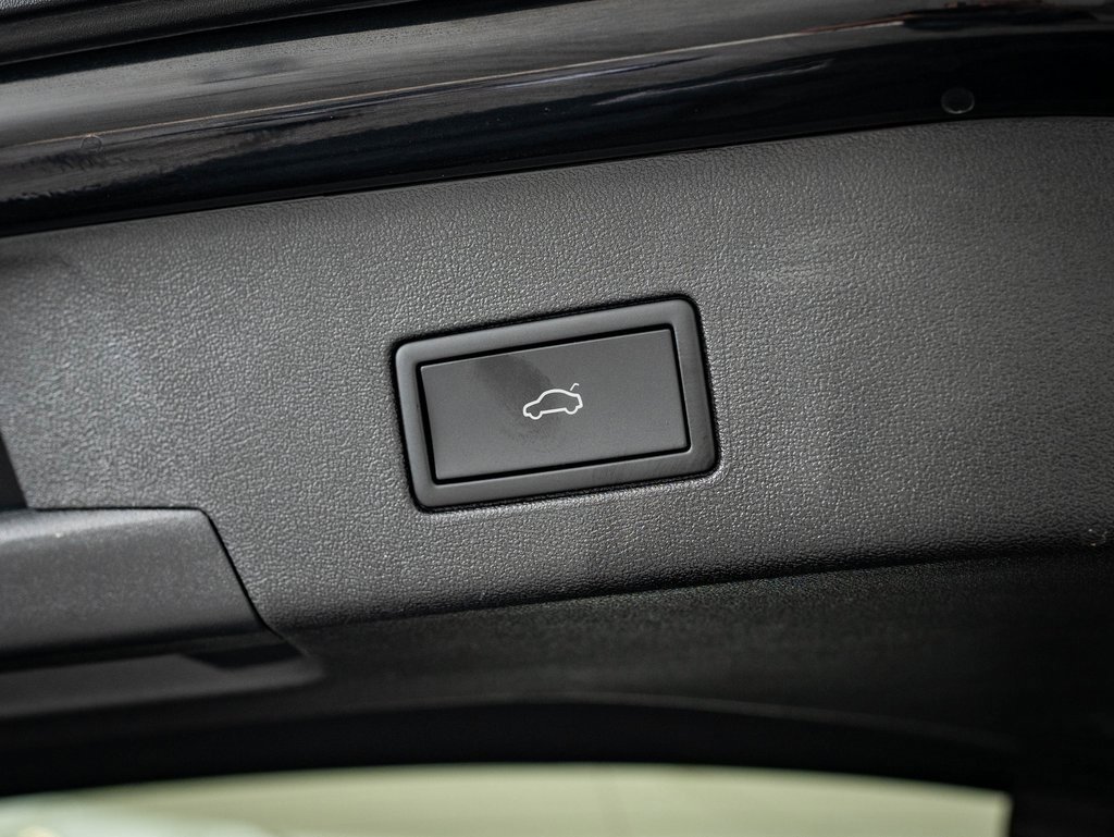 Used 2024 Volkswagen ID.4 S image 18