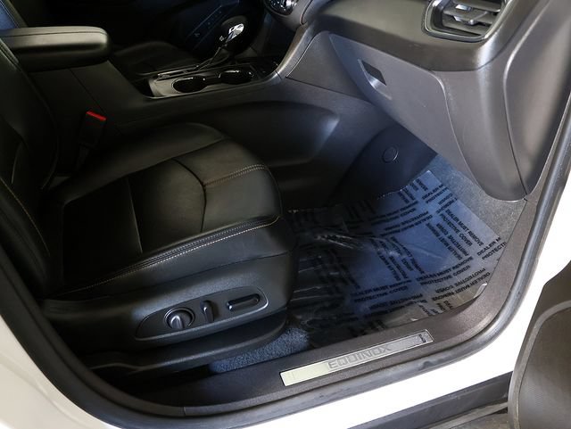 Used 2024 Chevrolet Equinox Premier AWD/4WD image 36