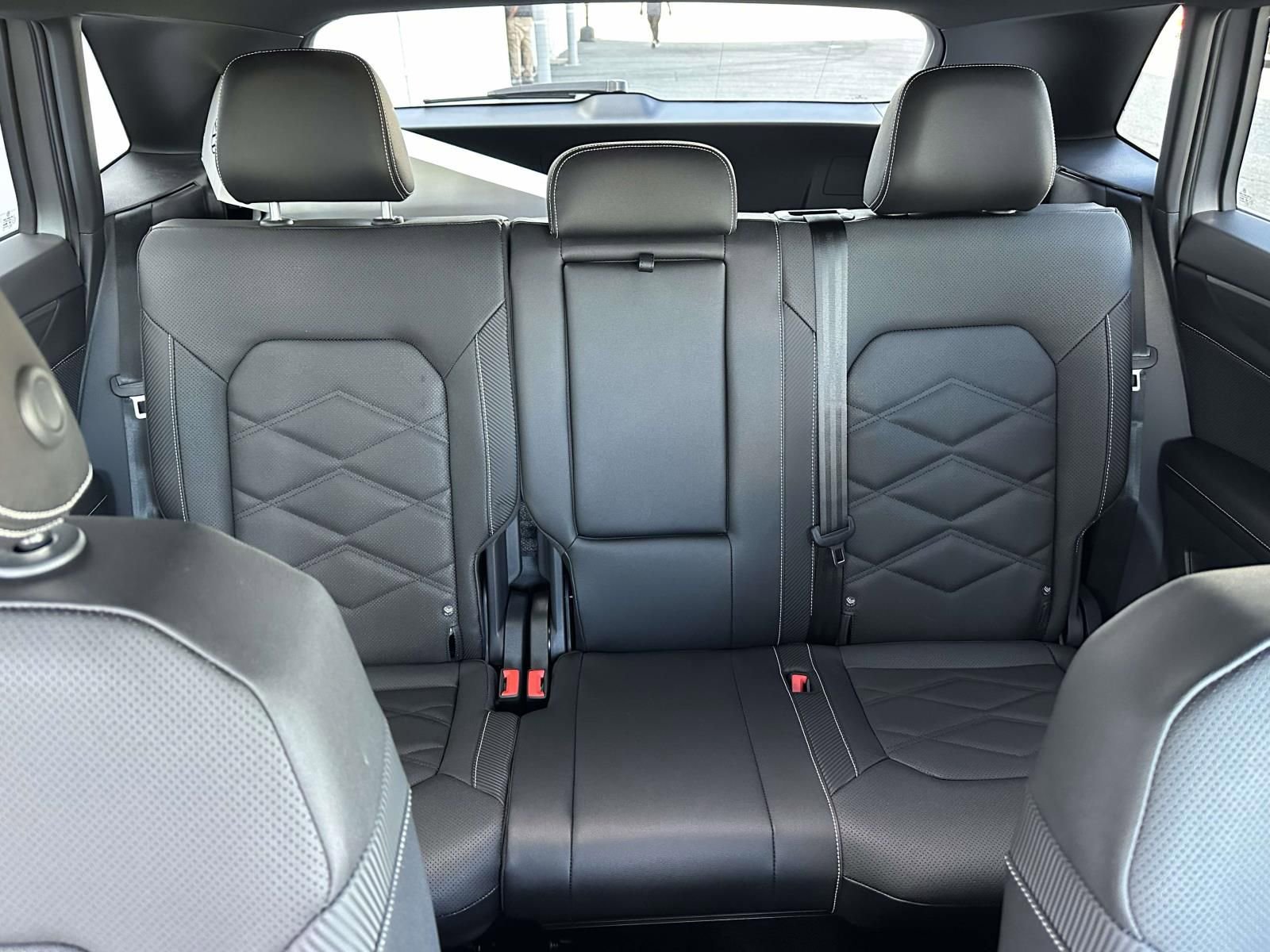 New 2026 Volkswagen Atlas Cross Sport SE image 14