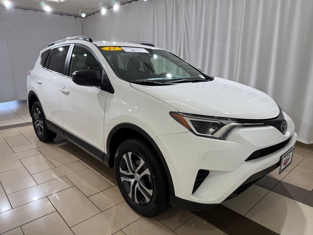 Certified 2017 Toyota RAV4 LE w/ Carpet Mat Package FWD image 7