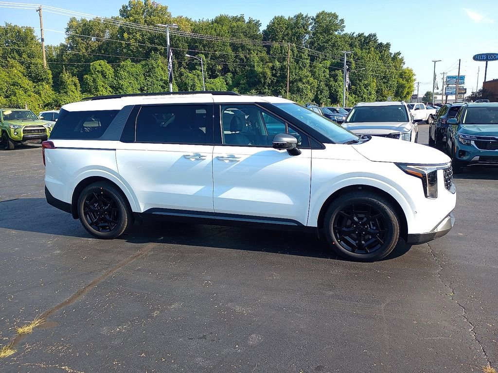 New 2026 Kia Carnival SX w/ SX Dark Edition Package image 2