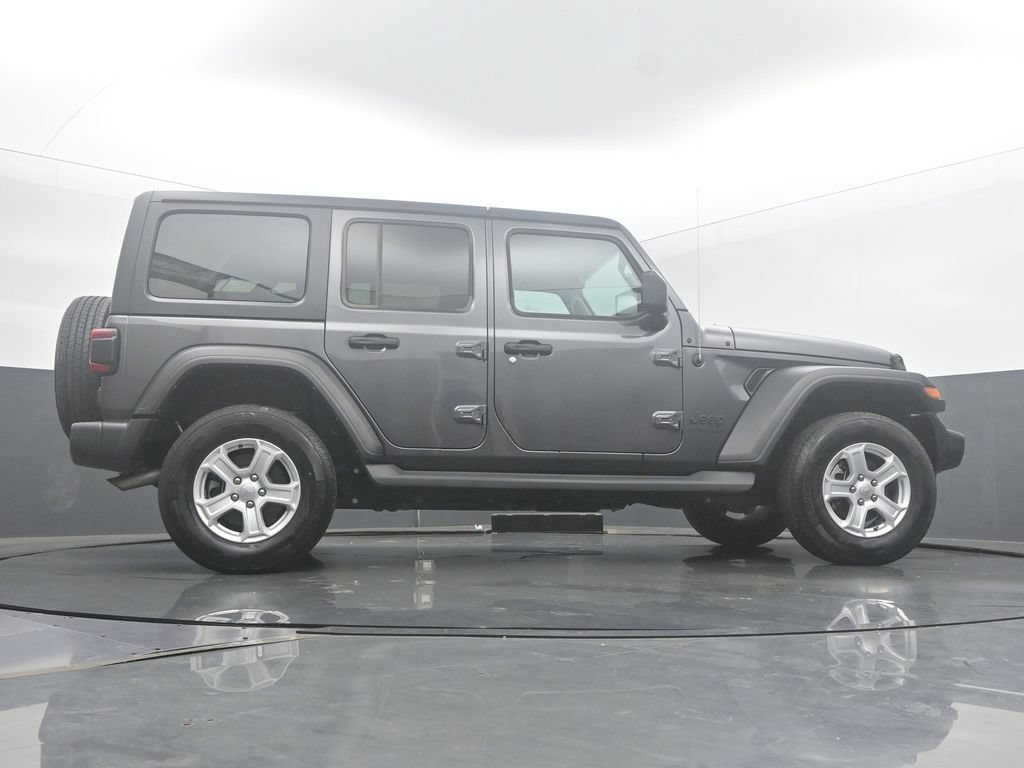 Used 2022 Jeep Wrangler Unlimited Sport AWD/4WD image 51